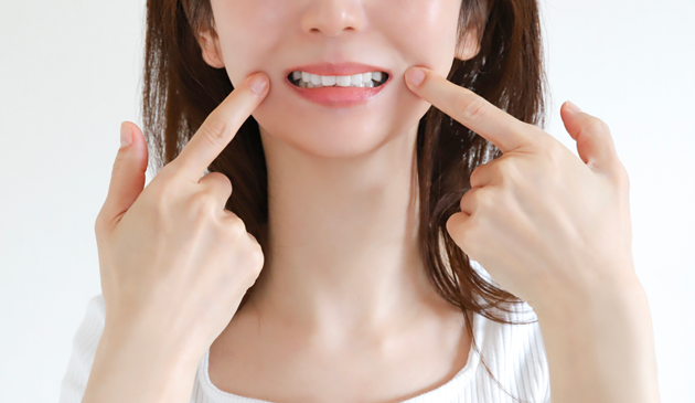 もうイヤじゃない 目立たず、痛みが少ない矯正